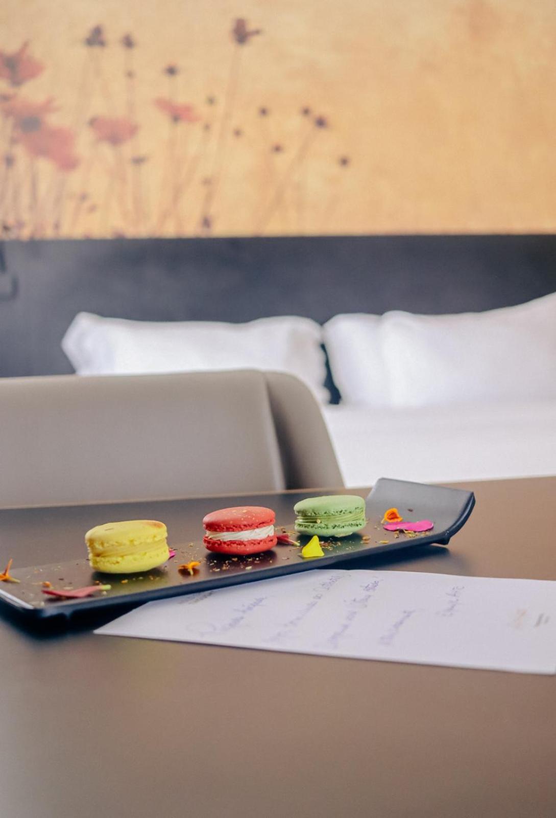 Art Hotel Transamerica Collection Porto Alegre Exteriér fotografie Macarons